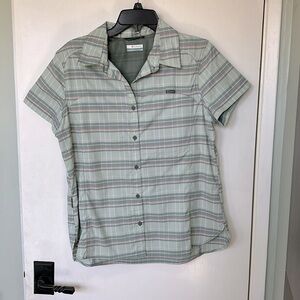 Columbia button sun shirt